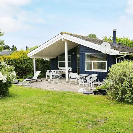 5 Person Holiday In