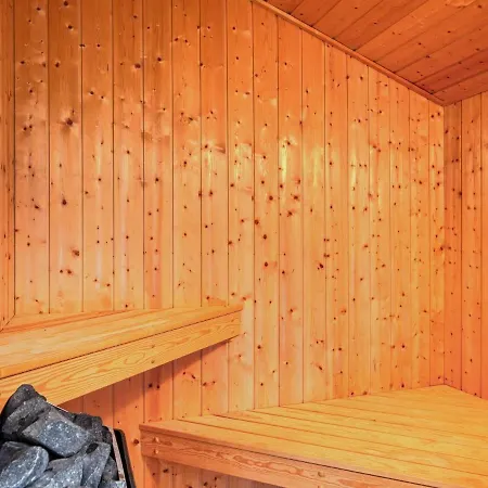 5 Person Holiday In Nyaraló *